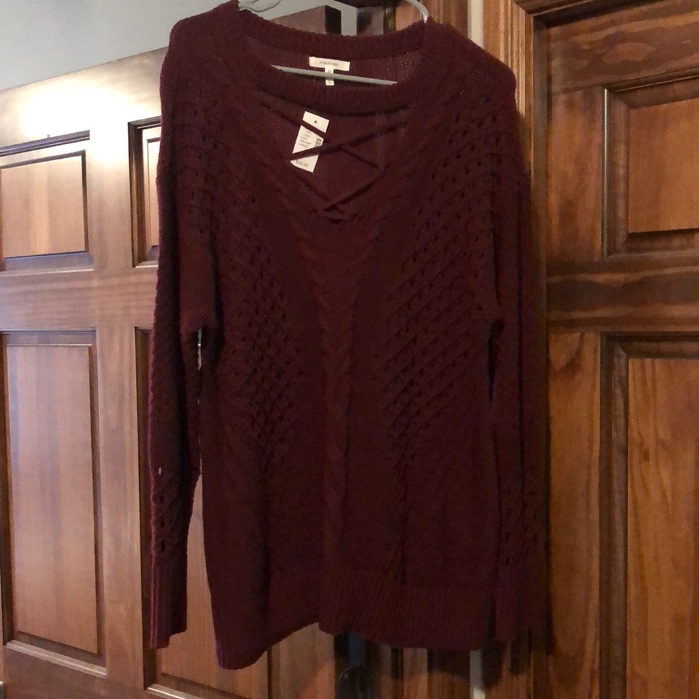 Maurices sweater